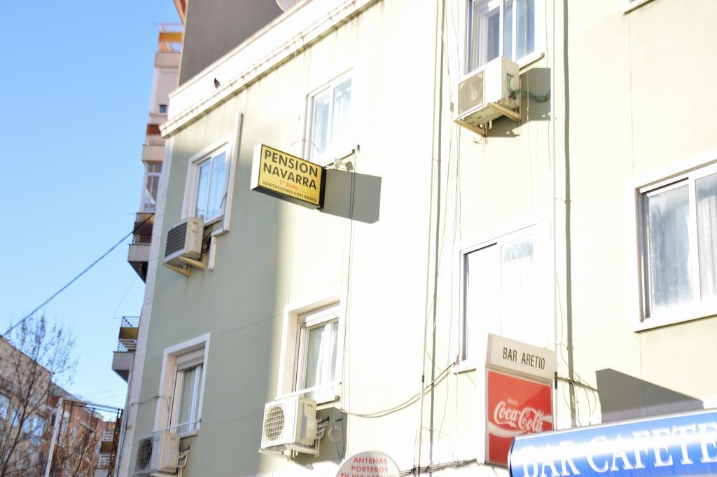 Pensión Navarra Madri Exterior foto